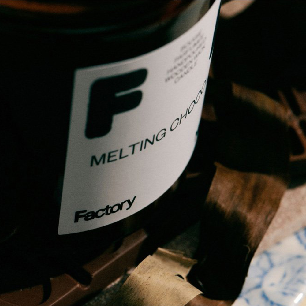 Amber Jar Wooden Wick Soy Candle 210g (Large)