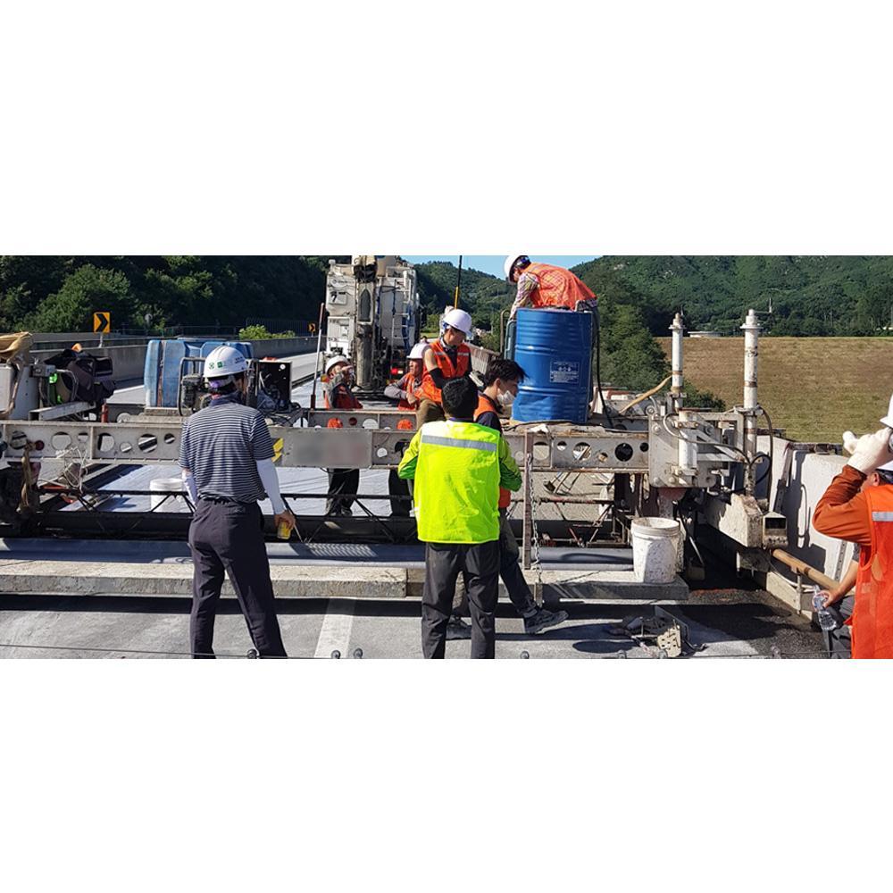 Soilcrete cement for surface/mid/deep layer of soil